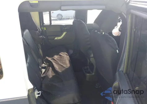 2017 Jeep Wrangler Unlimited Chief Edition 4X4 z USA, uszkodzony, nr VIN 1C4HJWEG3HL648158